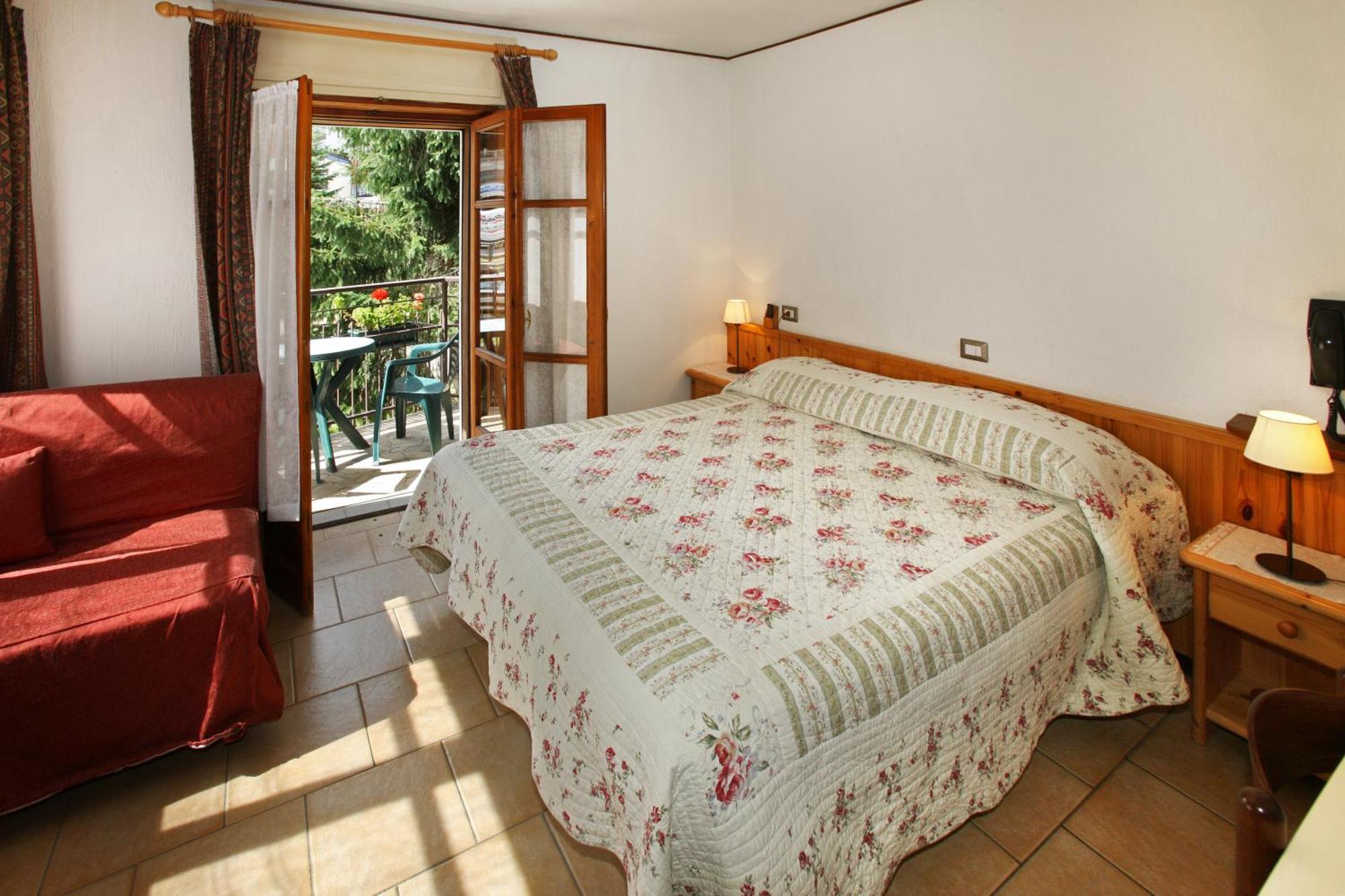 Hotel Villa Cary Oulx Εξωτερικό φωτογραφία