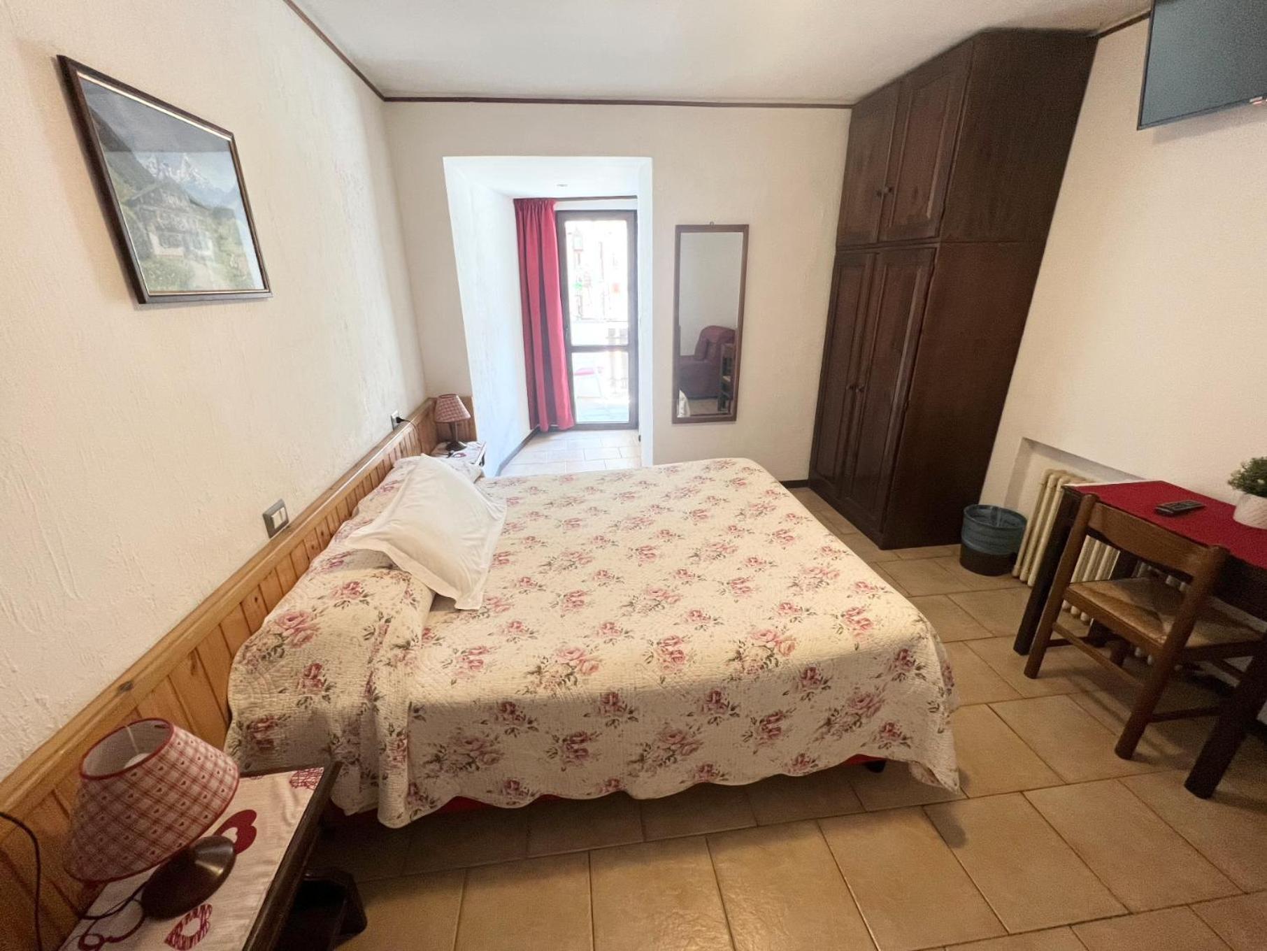 Hotel Villa Cary Oulx Εξωτερικό φωτογραφία