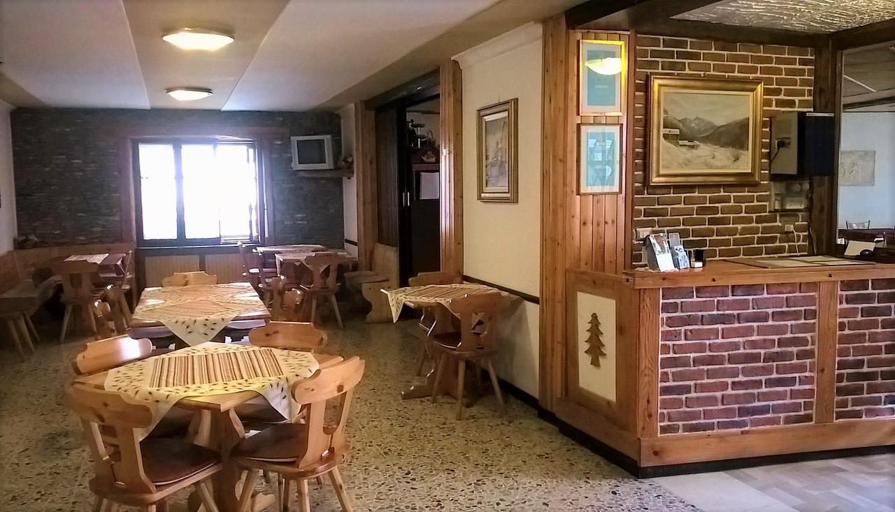 Hotel Villa Cary Oulx Εξωτερικό φωτογραφία